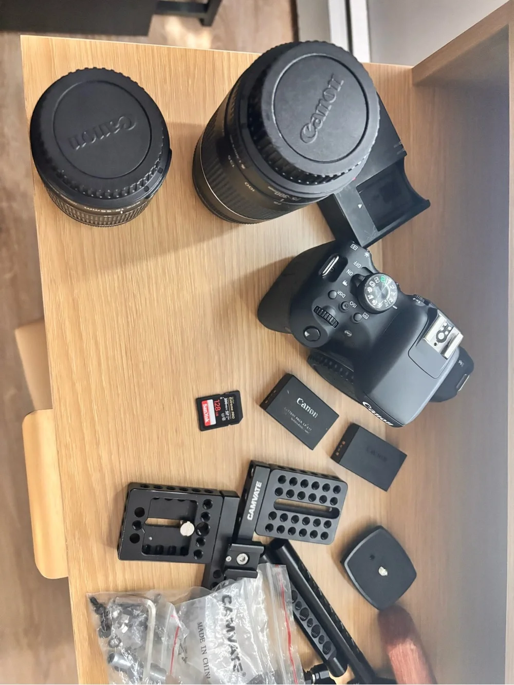 Compact Black Mirrorless Camera with Flip LCD - Black